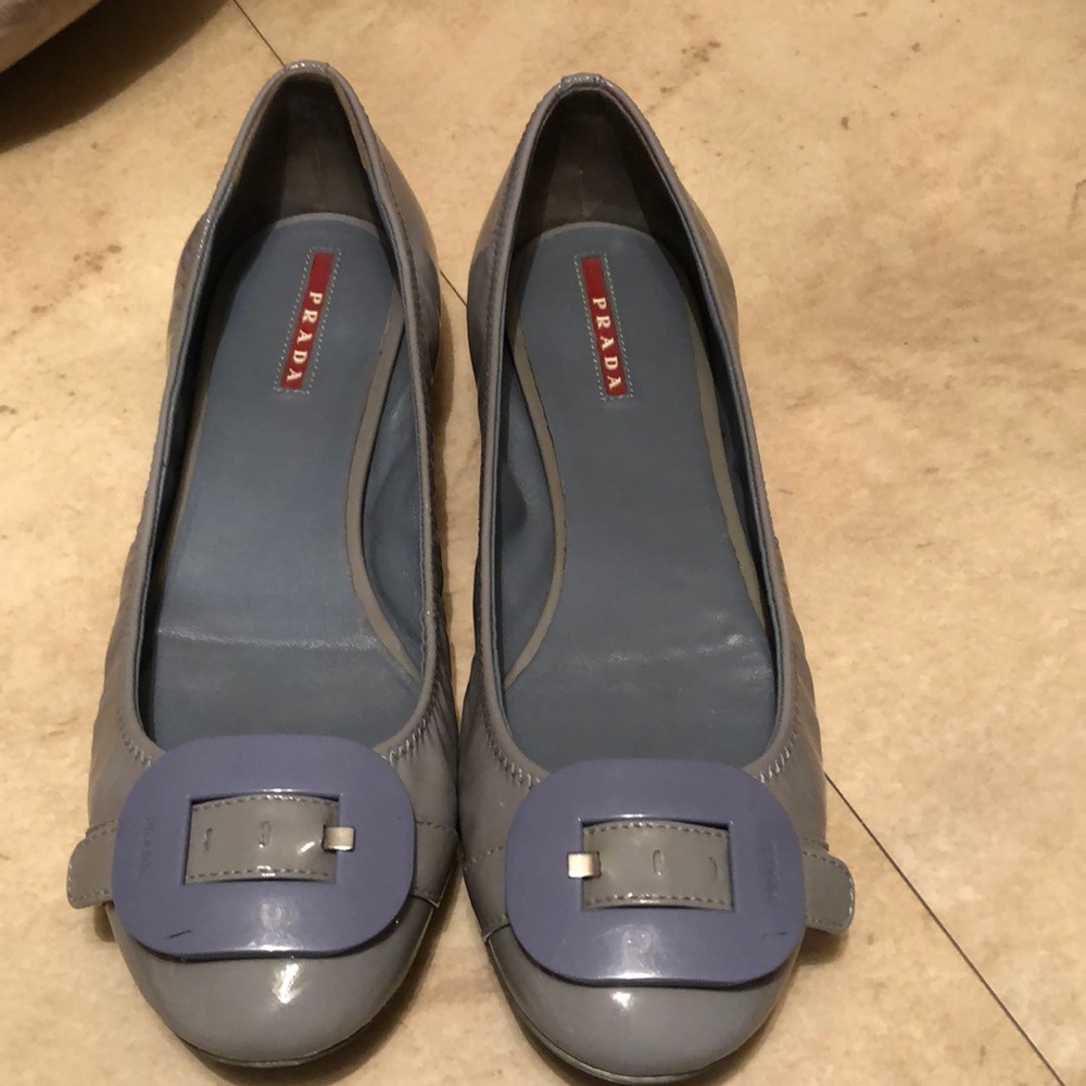 Prada gray patent flats with lavender buckle. Size 39 1/2